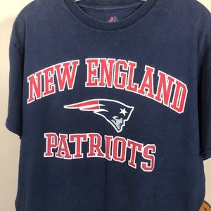 Men's large New England Patriots T